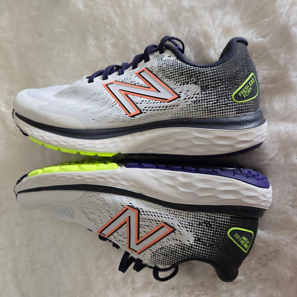 EUC Women's New Balance Fresh Foam 680 Running Shoes size 8.5 W680LW7 - Picture 4 of 14